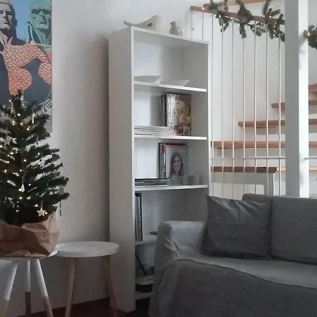 Apartament 50/1 Mladé Buky